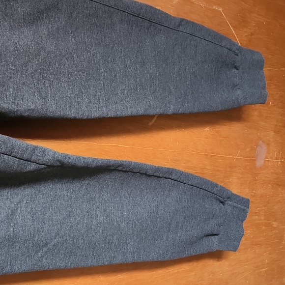 Men's Champion Sweatpants - Picture 2 of 4